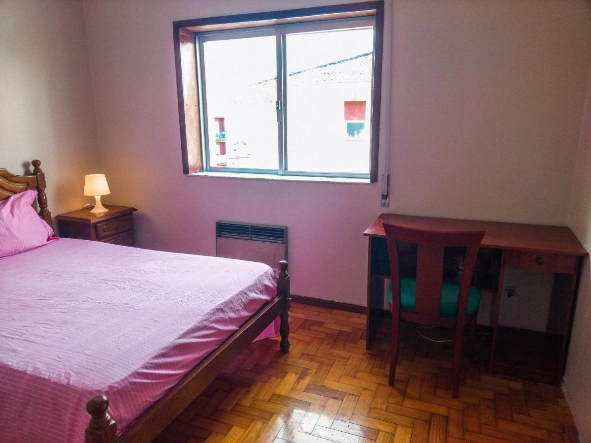 Enjoy Braga Estação - Charming Bedrooms in the Historic Center Extérieur photo